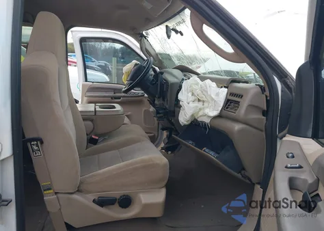 2003 Ford F-250 Lariat/Xl/Xlt z USA, uszkodzony, nr VIN 1FTNW21P43EC75955